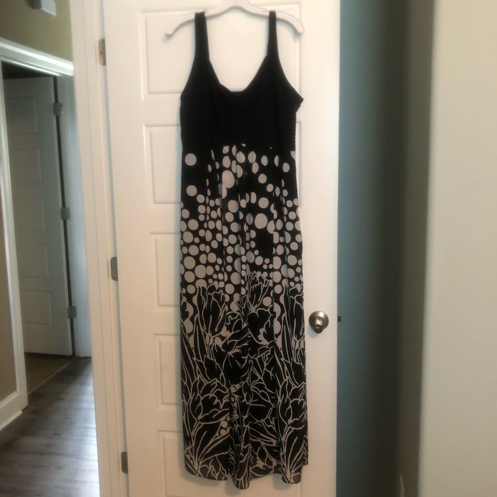 Black and white maxi dress